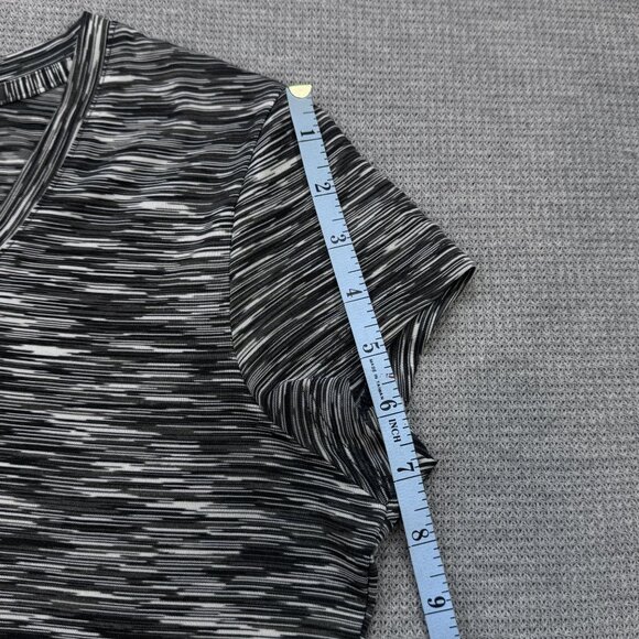 Energy Zone Womens Small Speed-Dri Black Gray Striped V-Neck Activewear T-Shirt - Picture 14 of 14